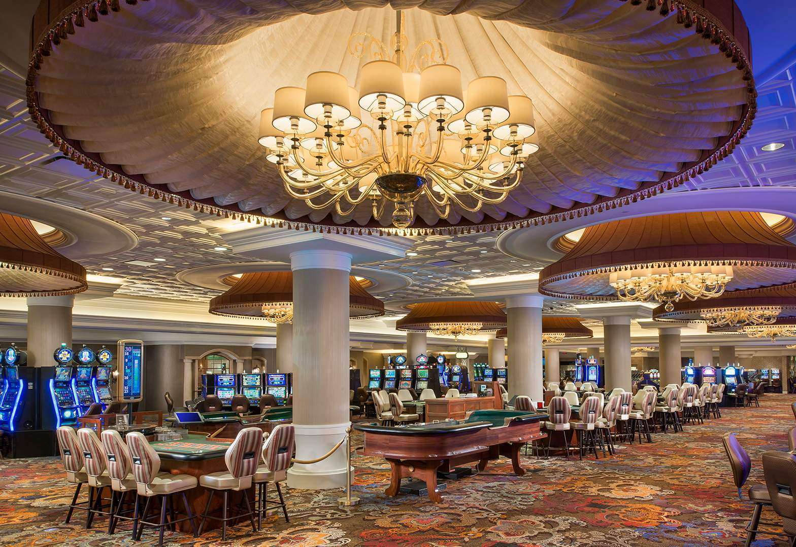 where is verona turning stone resort casino